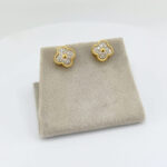 zarcillos trebol con diamantes 0.33ct oro 14k