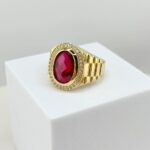 ANILLO CON ZIRCON FACETADO Y HALO DE ZIRCONES ORO 18K